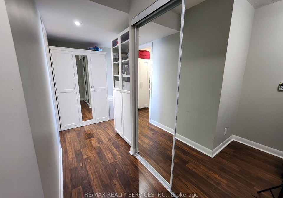 25-town-centre-court-toronto-scarborough-ontario-e13517630