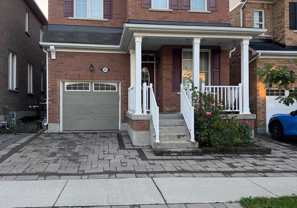 1054-belcourt-street-pickering-ontario-e13518782