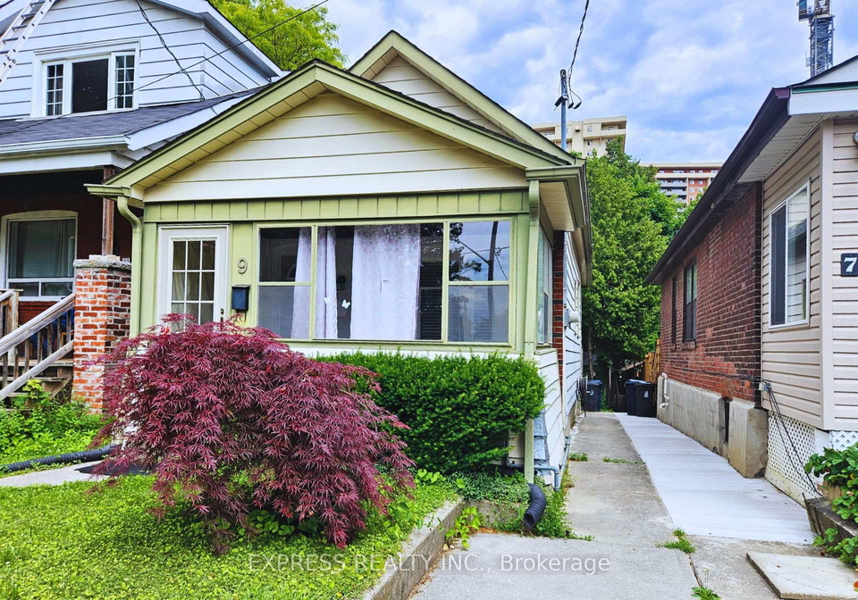 9-bryant-avenue-toronto-east-york-ontario-e13518832