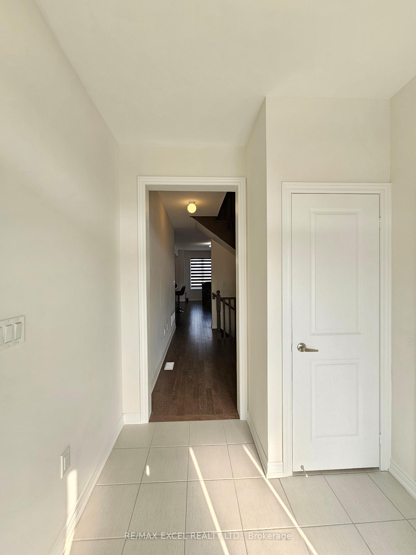 1273-winding-woods-trail-pickering-ontario-e13520000