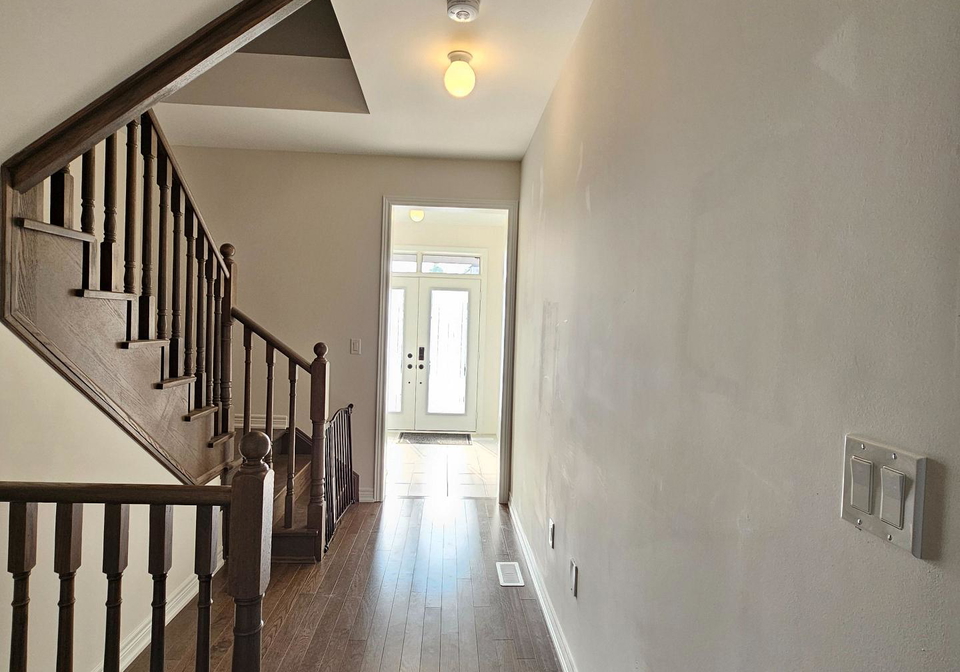 1273-winding-woods-trail-pickering-ontario-e13520000