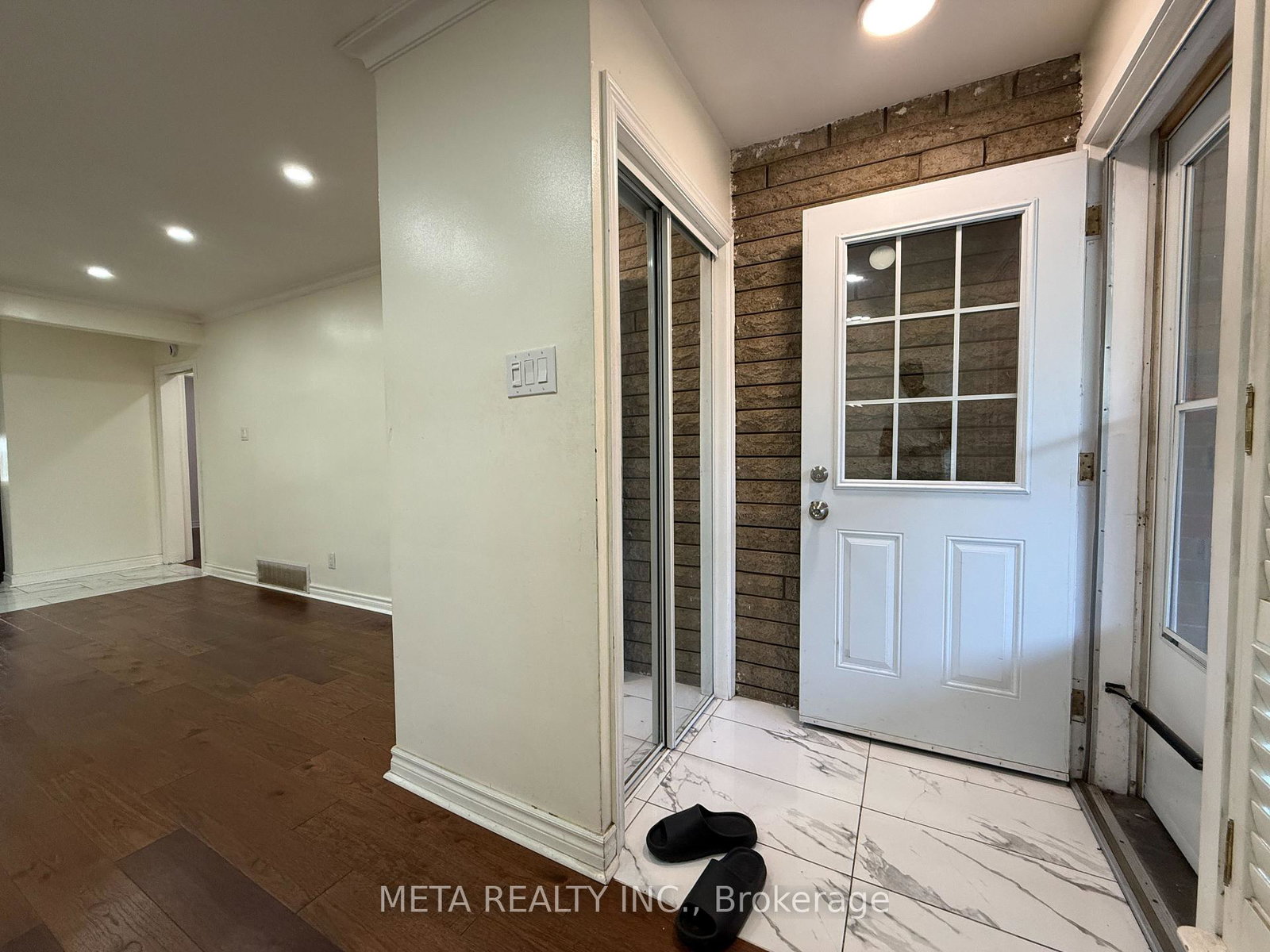 556-mccowan-road-toronto-scarborough-ontario-e13520316