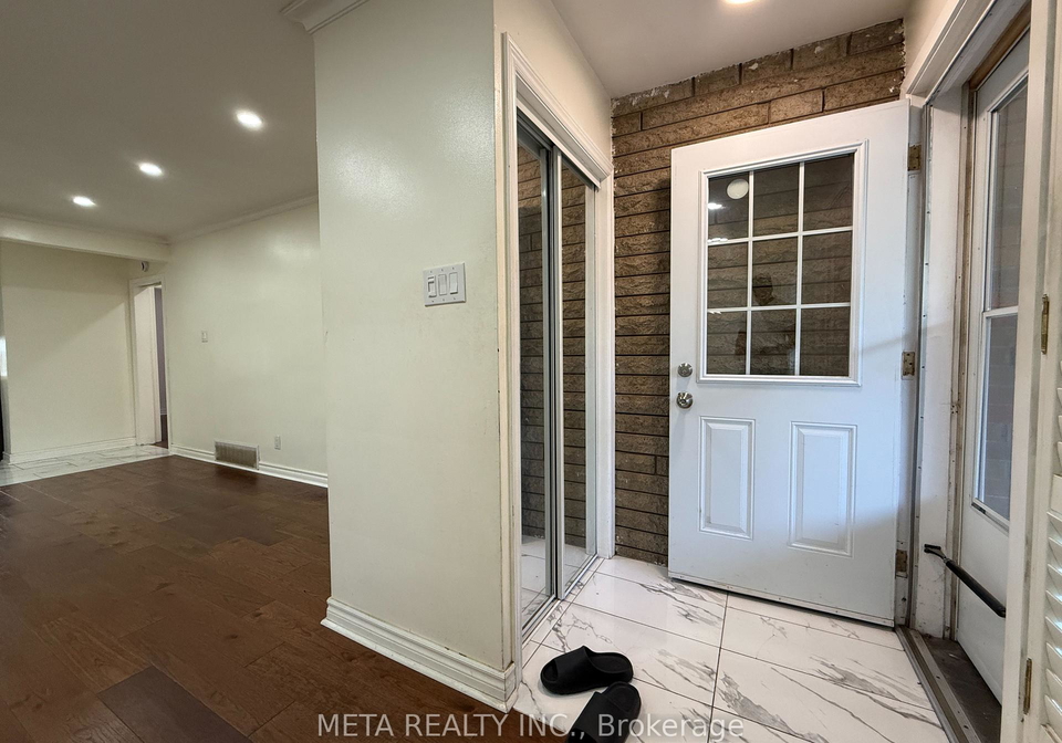 556-mccowan-road-toronto-scarborough-ontario-e13520316