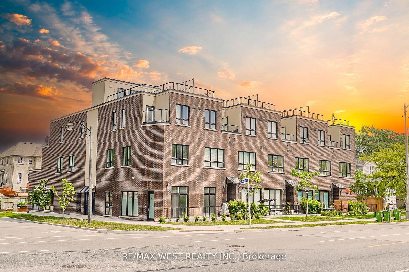 3686-st-clair-avenue-e-toronto-scarborough-ontario-e13520952