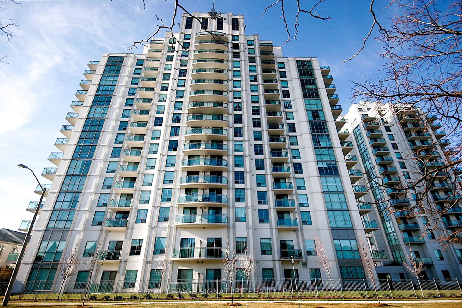 8-rosebank-drive-toronto-scarborough-ontario-e13523044
