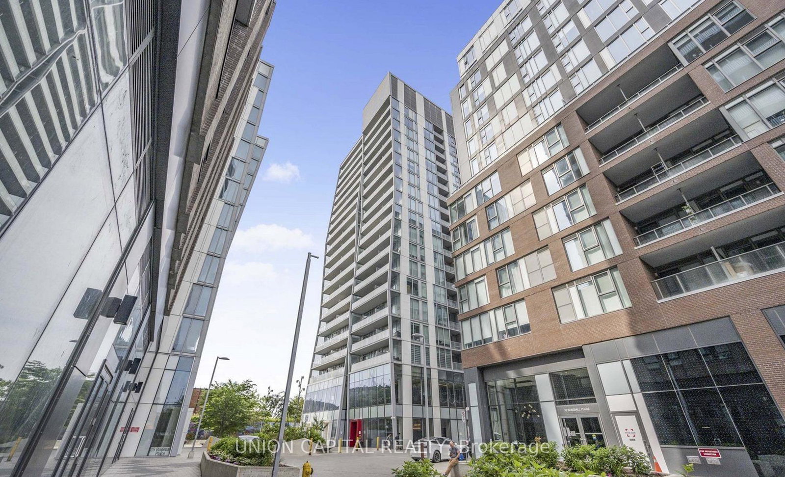 15-baseball-place-toronto-toronto-ontario-e13523174