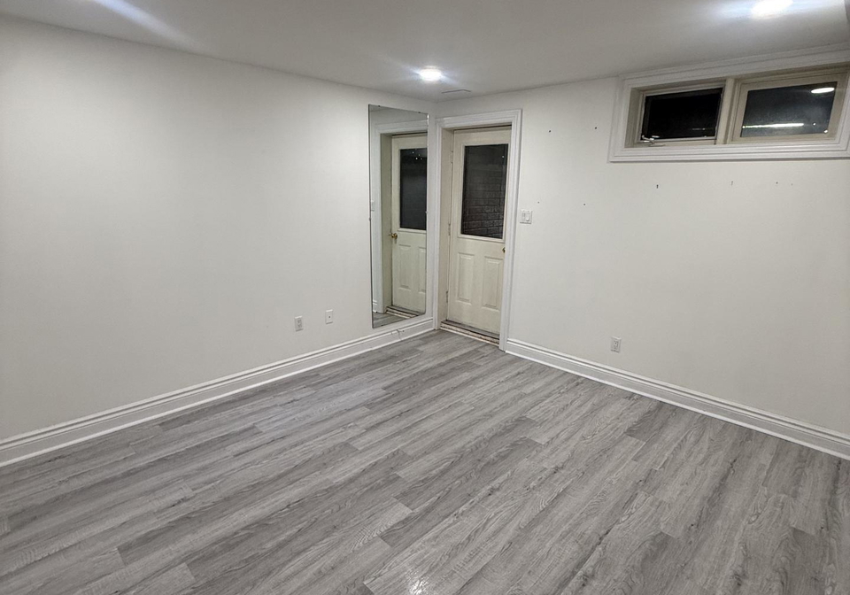 105a-gough-avenue-toronto-east-york-ontario-e13523342