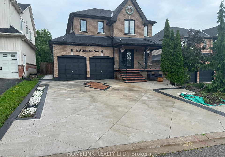 1115-silverfox-court-oshawa-ontario-e13523484