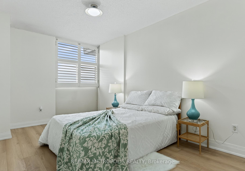 44-falby-court-ajax-ontario-e13523568