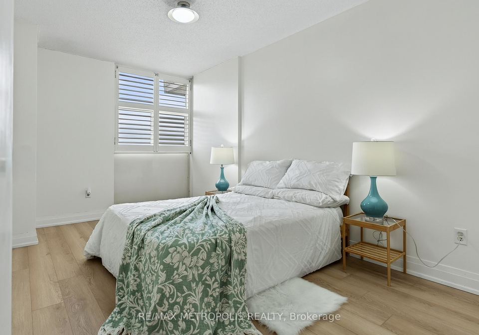 44-falby-court-ajax-ontario-e13523568