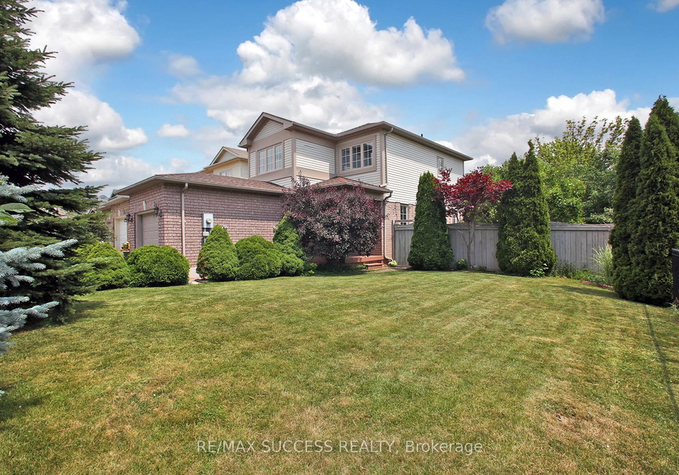 34-greengrove-way-whitby-ontario-e13524246