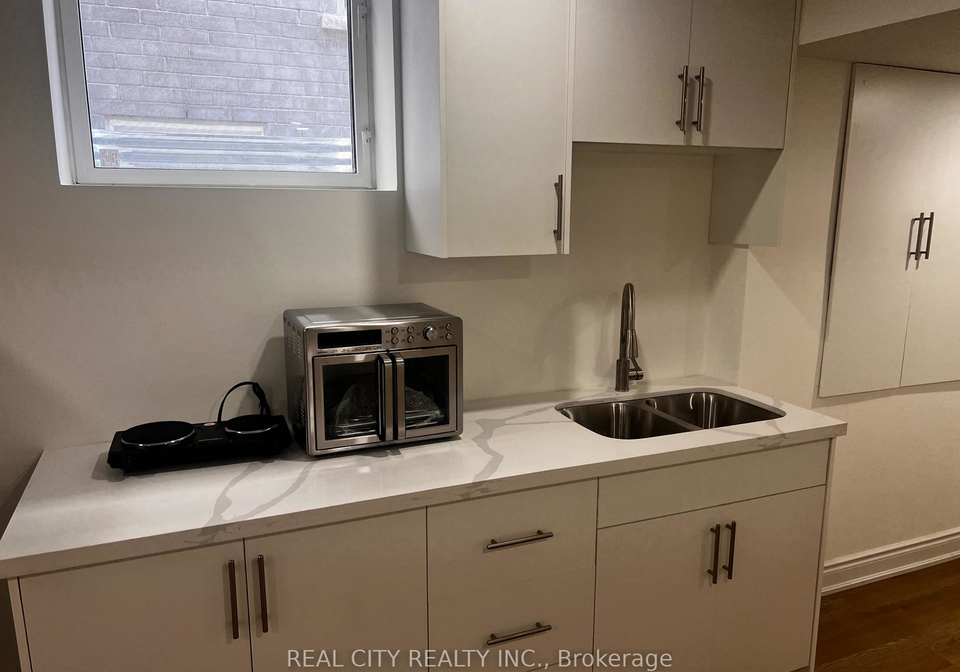 1100-cameo-street-pickering-ontario-e13524578