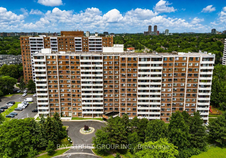 10-stonehill-court-toronto-scarborough-ontario-e13524652