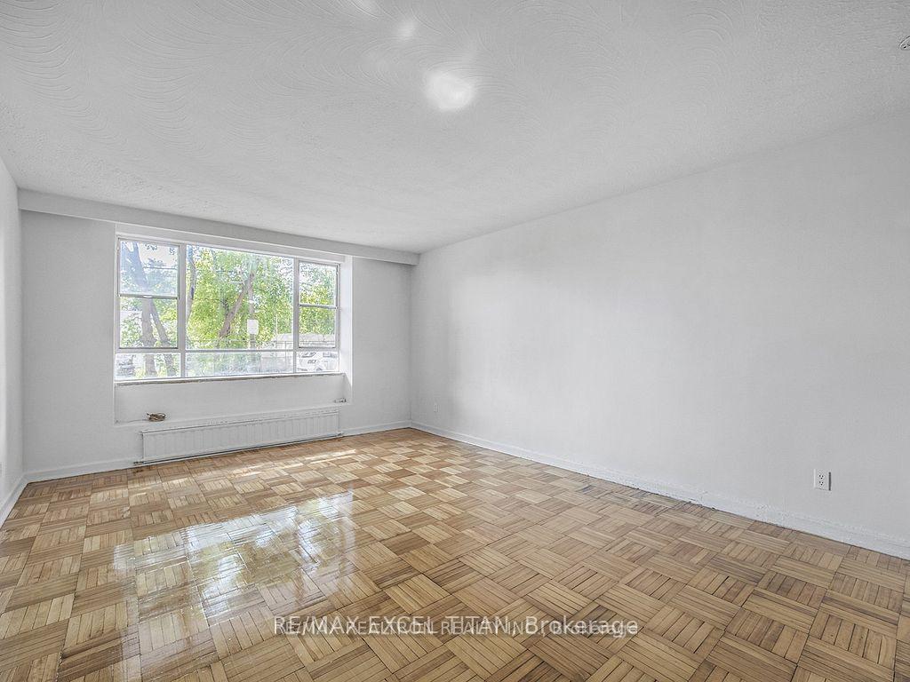 165-cosburn-avenue-toronto-east-york-ontario-e13524658