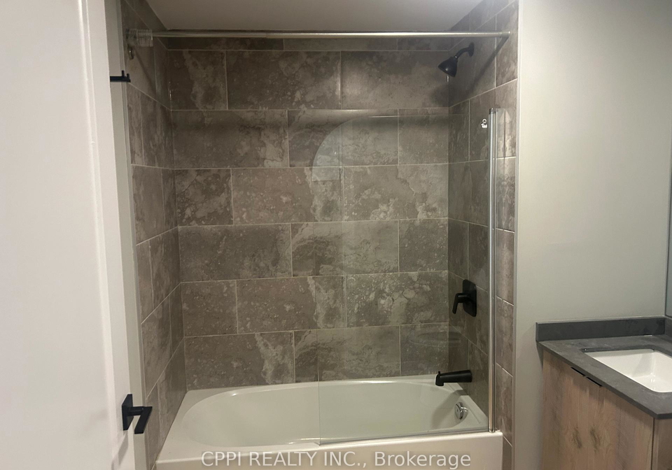 70-king-street-e-oshawa-ontario-e13524862