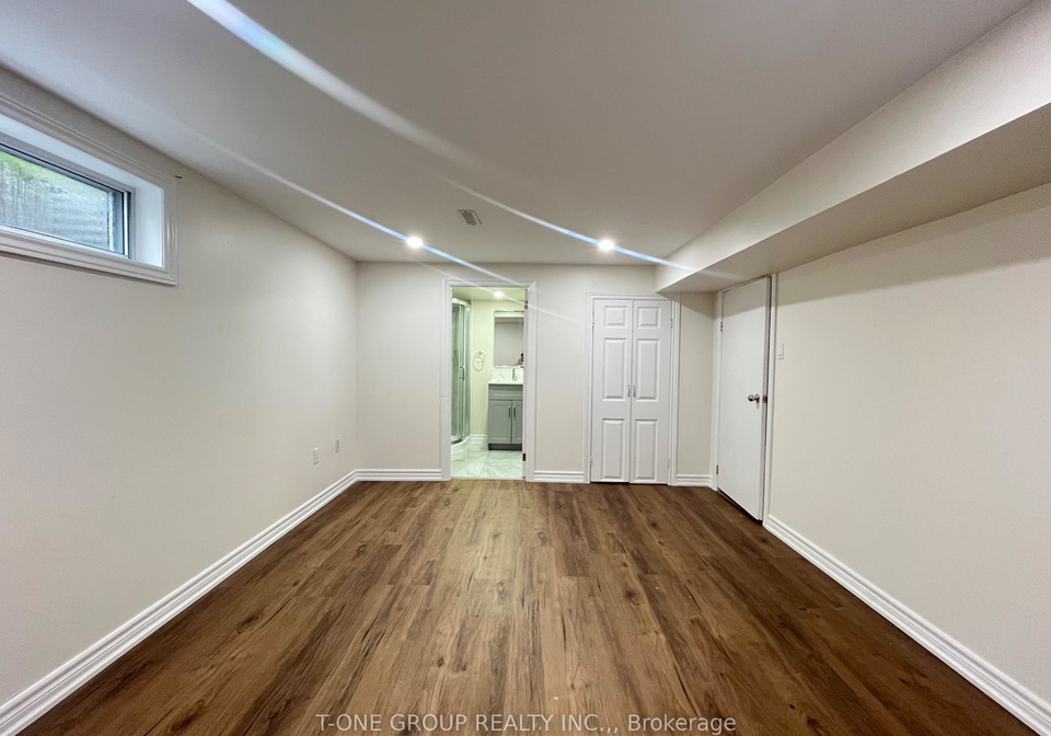 15-shellamwood-trail-toronto-scarborough-ontario-e13525110