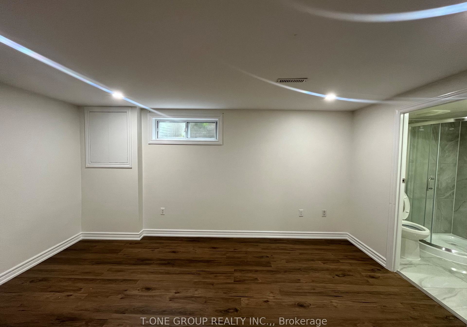 15-shellamwood-trail-toronto-scarborough-ontario-e13525110