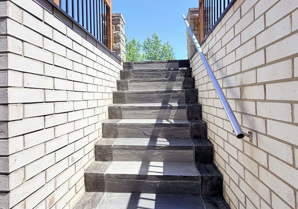 1606-sandhurst-crescent-pickering-ontario-e13525528