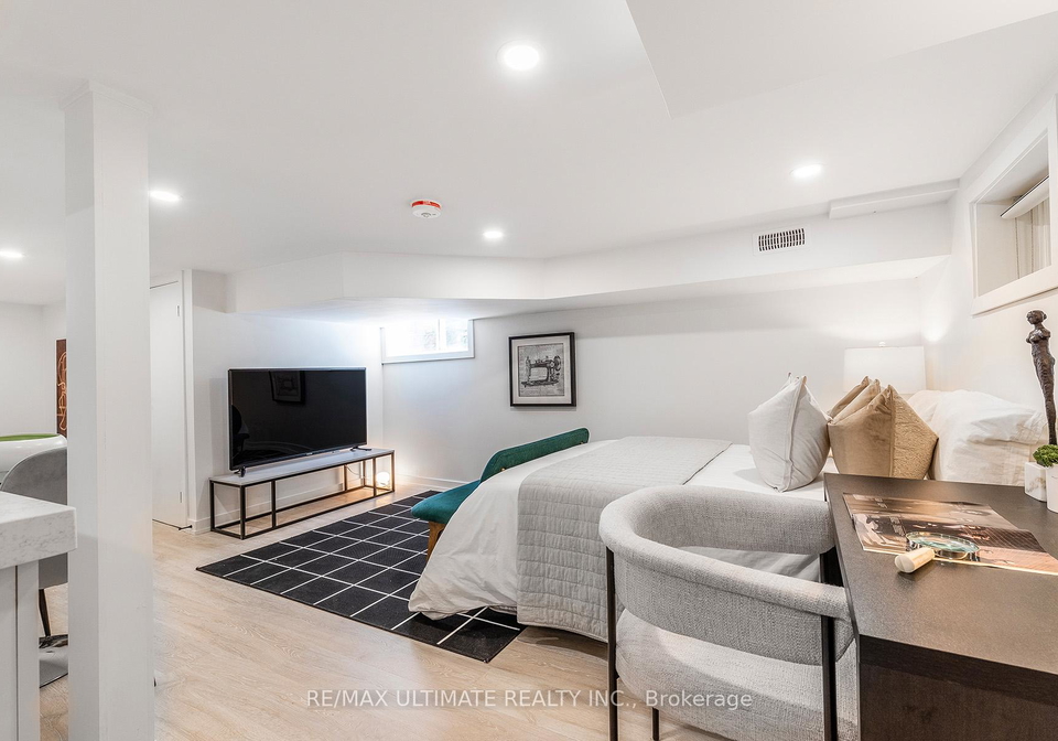 54-huntington-avenue-toronto-scarborough-ontario-e13525584