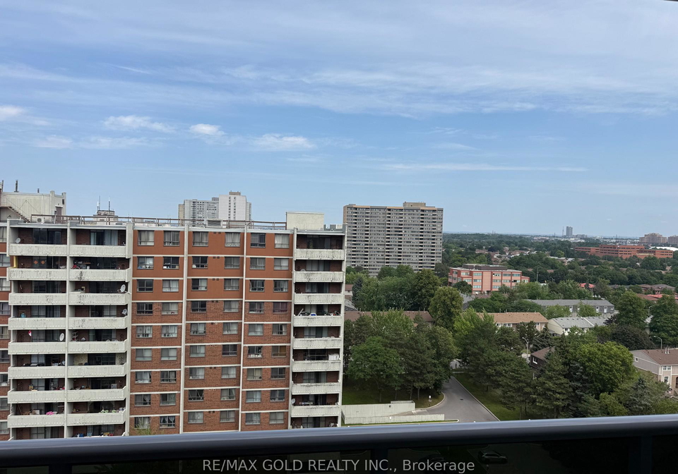 1250-bridletowne-circle-toronto-scarborough-ontario-e13526248