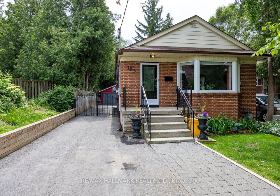 193-ferris-road-toronto-east-york-ontario-e13526342
