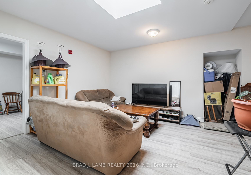 2904a-danforth-avenue-toronto-toronto-ontario-e13527352