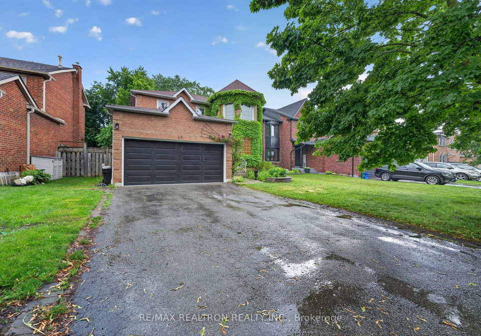 49-meekings-drive-ajax-ontario-e13527432