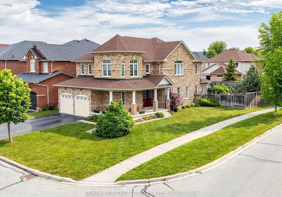 1-wakem-court-whitby-ontario-e13527606