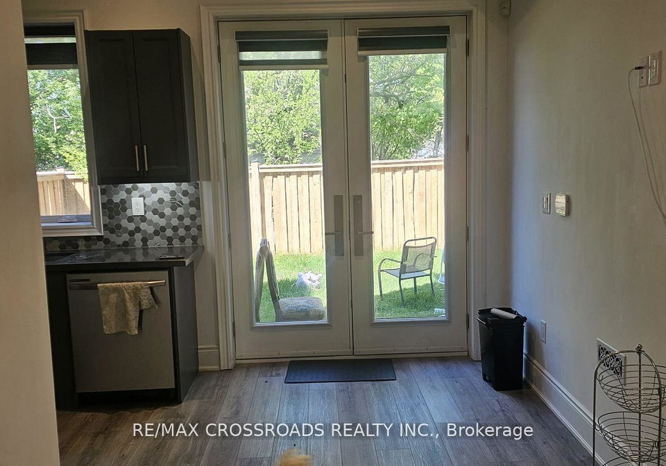 40-b-westbourne-avenue-toronto-scarborough-ontario-e13528026