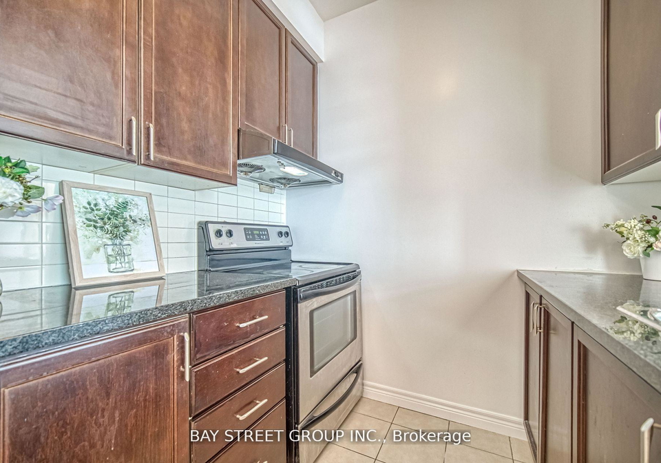 70-town-centre-court-toronto-scarborough-ontario-e13528424