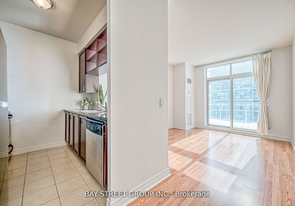70-town-centre-court-toronto-scarborough-ontario-e13528424