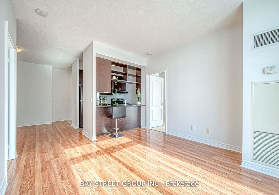70-town-centre-court-toronto-scarborough-ontario-e13528424