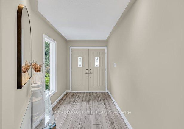 1003-maury-crescent-pickering-ontario-e13528516