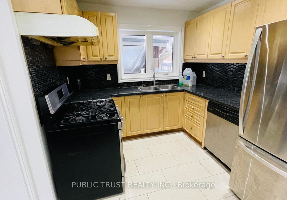 3818-lawrence-avenue-e-toronto-scarborough-ontario-e13528660