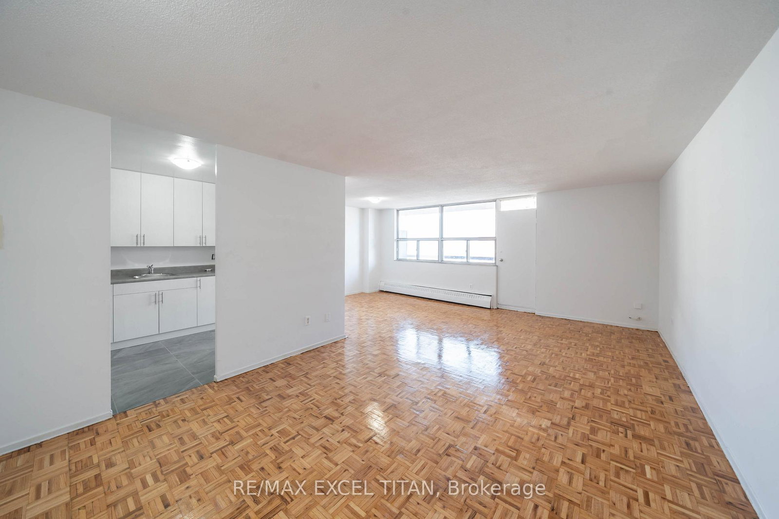 5-glamorgan-avenue-toronto-scarborough-ontario-e13528904