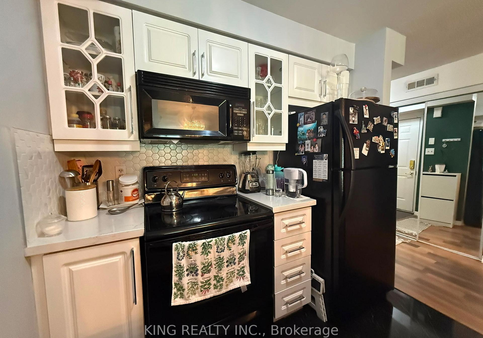 19-petra-way-whitby-ontario-e13530174