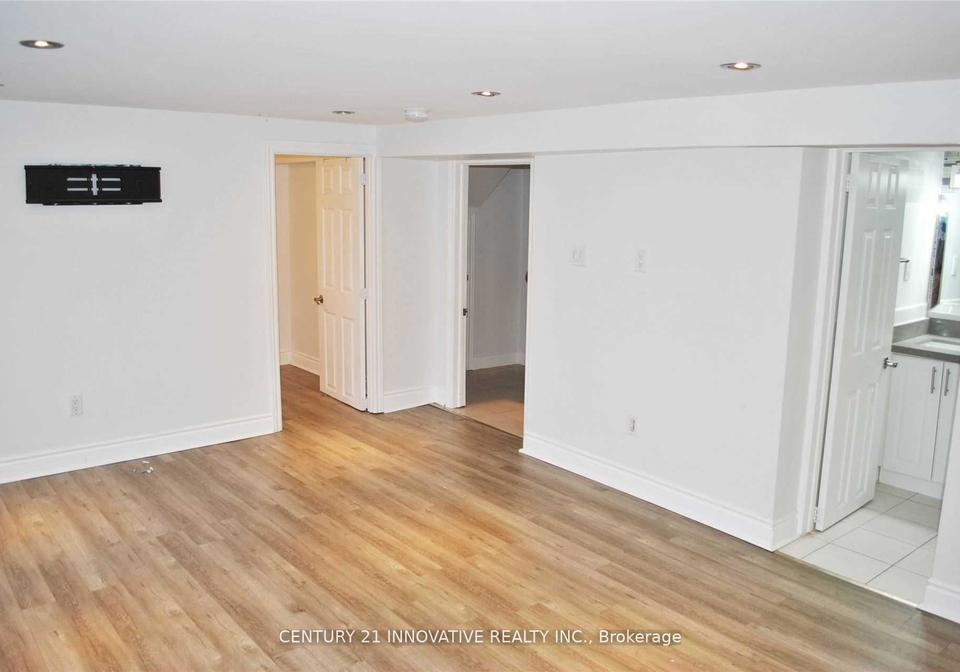 985-victoria-park-avenue-toronto-east-york-ontario-e13530260