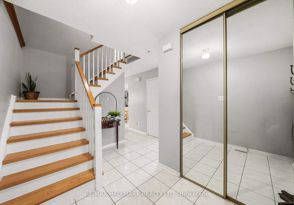 1322-redwood-lane-pickering-ontario-e13531492