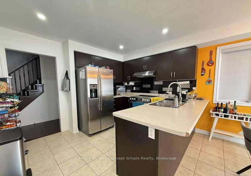 17-kirkland-place-whitby-ontario-e13532970