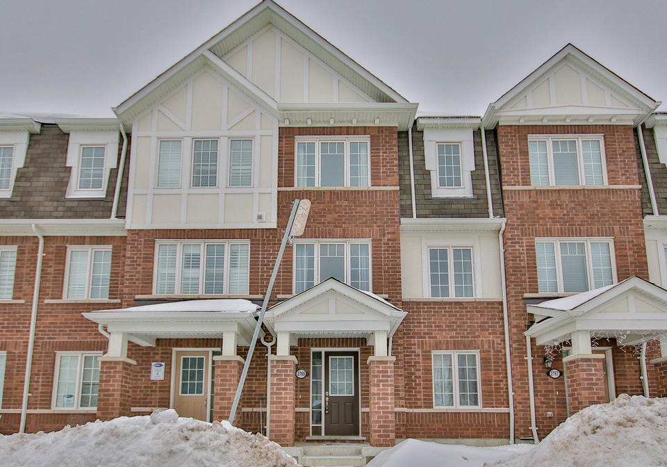 2769-sapphire-drive-pickering-ontario-e13533290