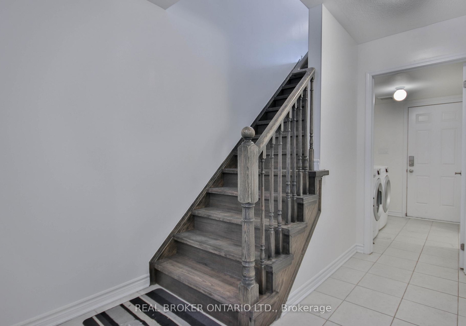 2769-sapphire-drive-pickering-ontario-e13533290