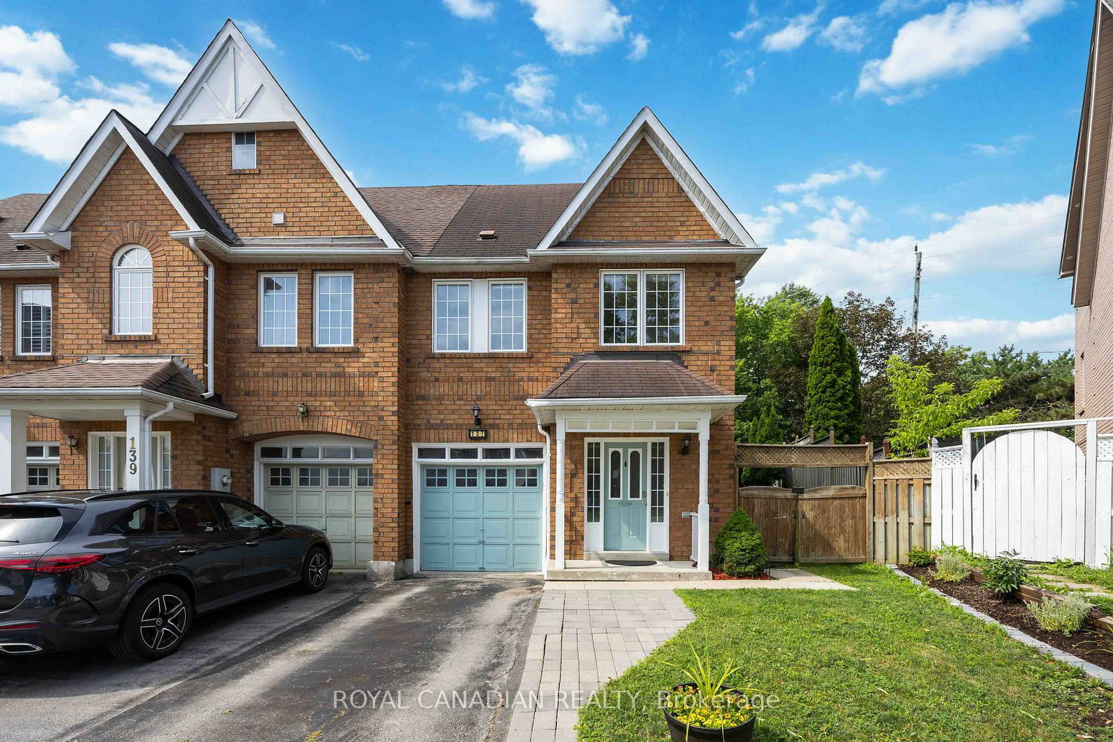 137-stokely-crescent-whitby-ontario-e13533648