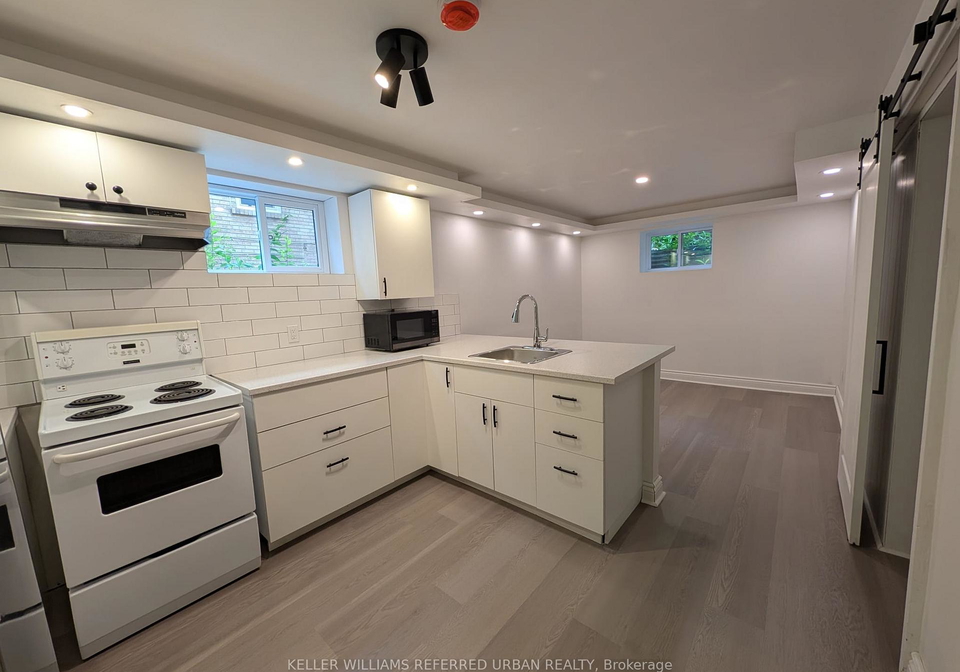 2979-lawrence-avenue-e-toronto-scarborough-ontario-e13534140