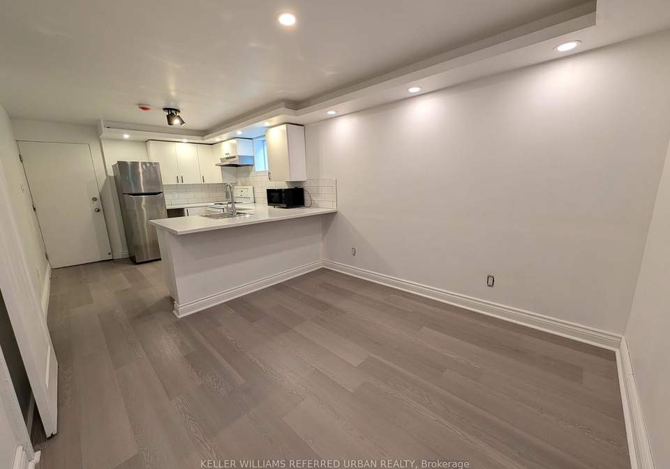 2979-lawrence-avenue-e-toronto-scarborough-ontario-e13534140
