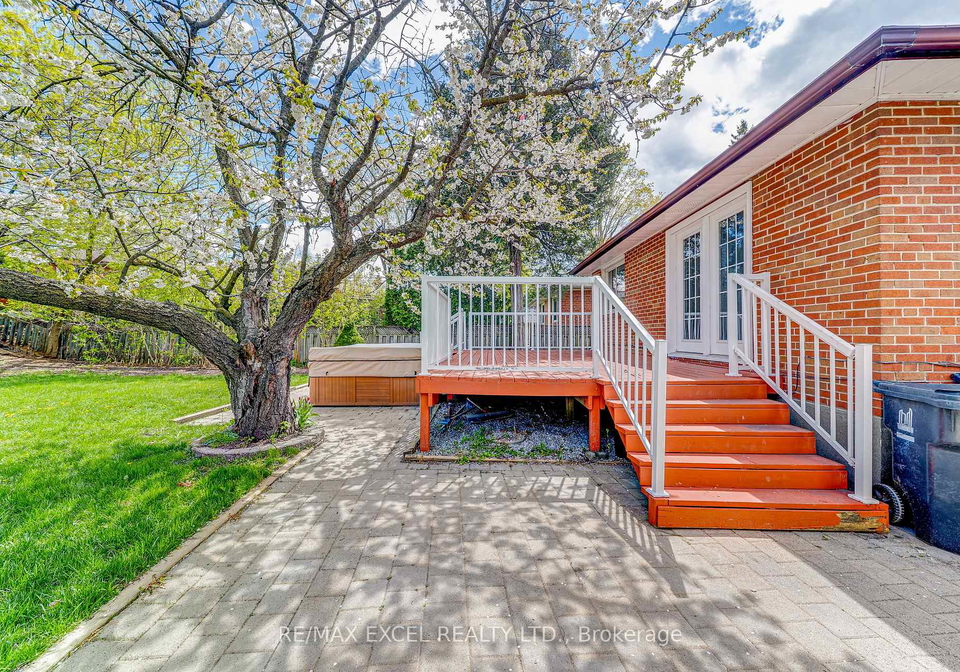 51-tordale-crescent-toronto-scarborough-ontario-e13534258