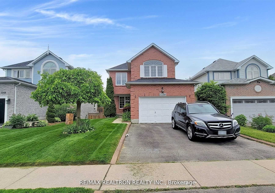 1250-dartmoor-street-oshawa-ontario-e13534534