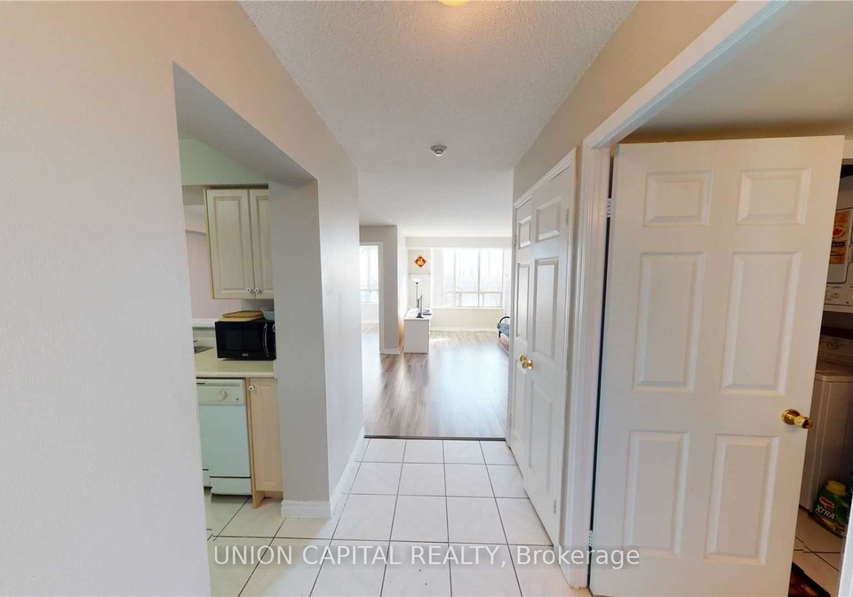 5039-finch-avenue-e-toronto-scarborough-ontario-e13534648