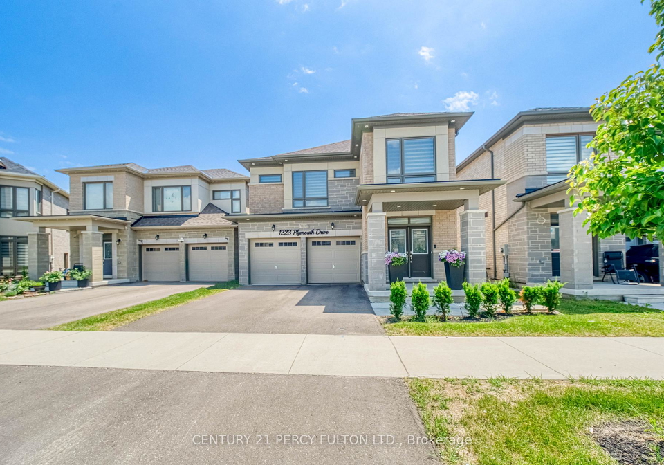 1223-plymouth-drive-oshawa-ontario-e13534994