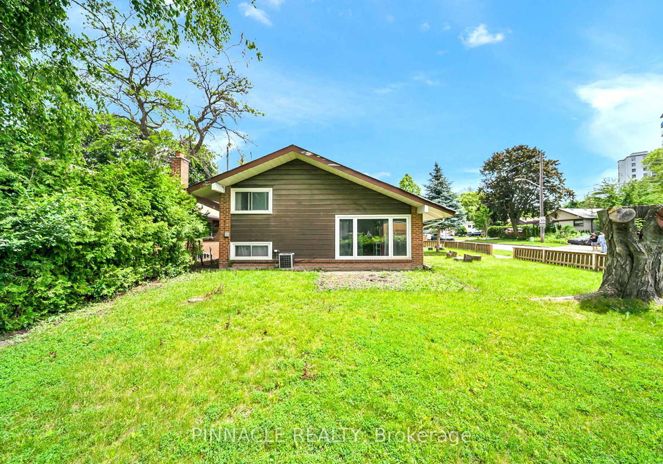 2-ladysbridge-drive-toronto-scarborough-ontario-e13535102