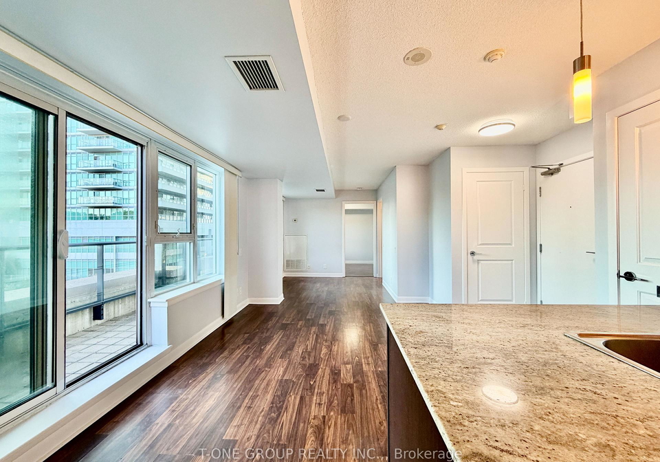25-town-centre-court-toronto-scarborough-ontario-e13535874